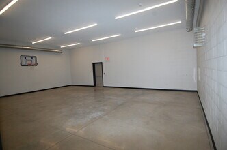 740 Community Dr, North Liberty, IA à louer Photo intérieure– Image 1 sur 9