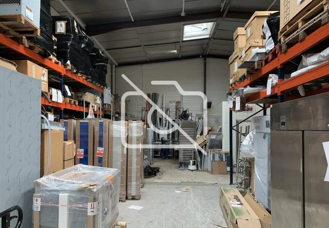 Bureau dans Pontault-Combault à louer Photo intérieure– Image 1 sur 2