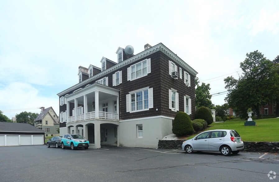 65 N Main St, Rutland, VT à louer - Photo de l’immeuble – Image 3 sur 3
