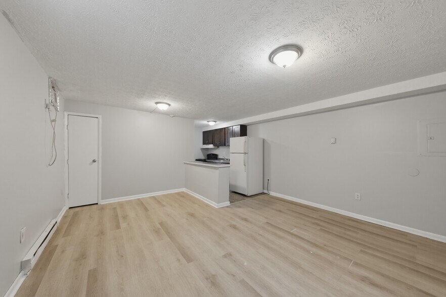 1209 W Galbraith Rd, Cincinnati, OH à vendre - Photo intérieure – Image 3 sur 14