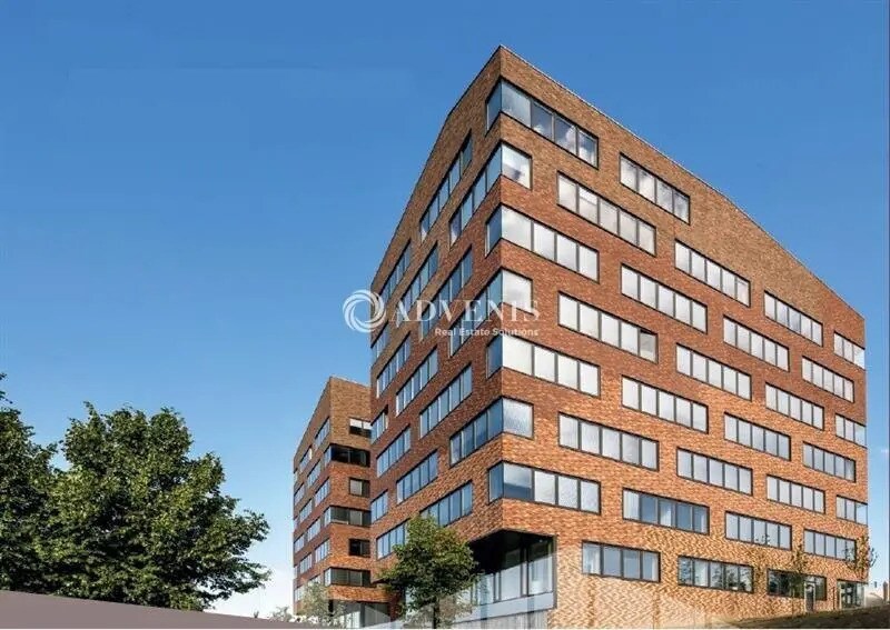 Bureau dans Roubaix à louer - Photo de l’immeuble – Image 2 sur 10