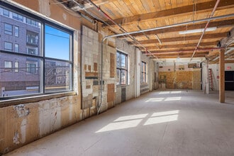 1936 S Lyndale Ave, Minneapolis, MN à louer Photo intérieure– Image 2 sur 3