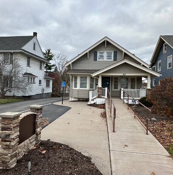 62 Empire Blvd, Rochester, NY à louer - Photo de l’immeuble – Image 3 sur 8
