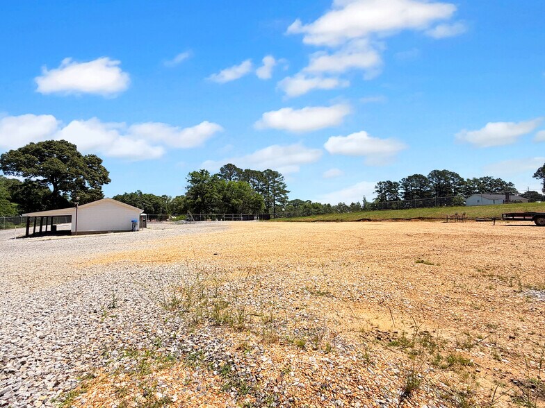 1155 Union Chapel Rd E, Northport, AL à louer - Photo de l’immeuble – Image 3 sur 9