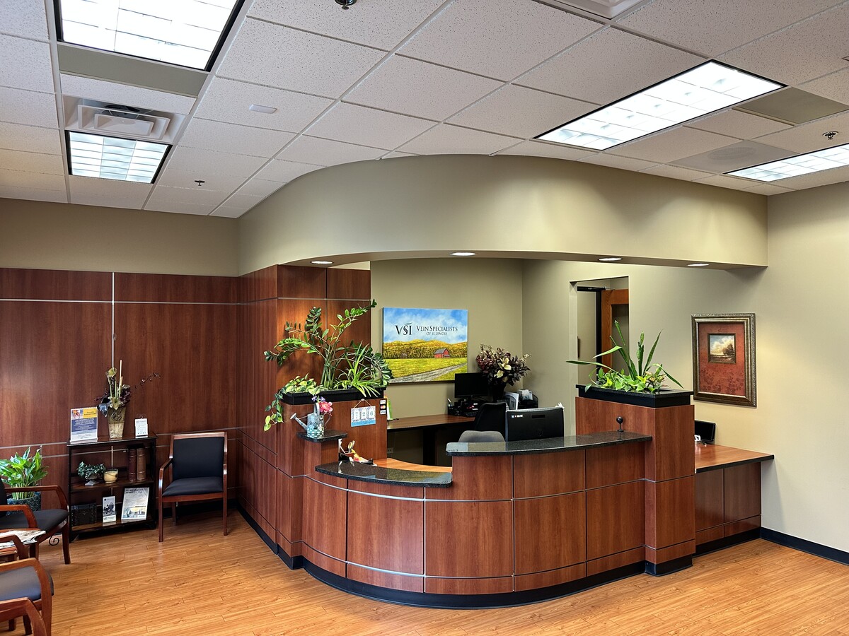 1670 Capital St, Elgin, IL 60124 - Lot E500 - - Photo intérieure - Image 2 of 9