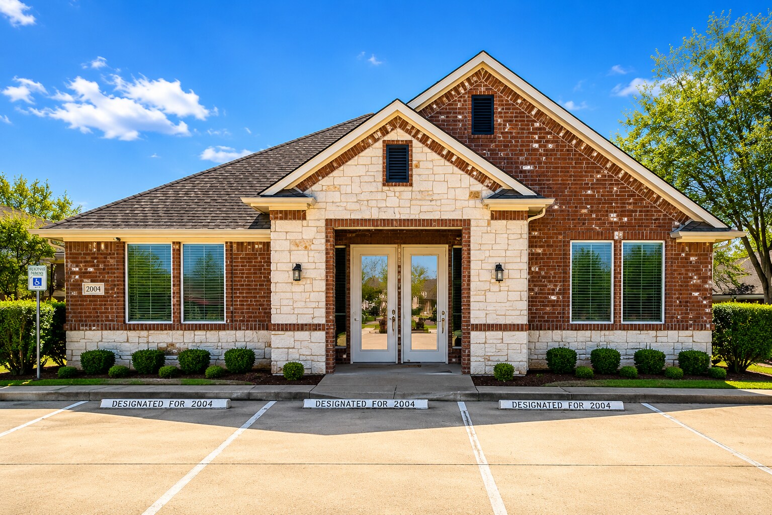 2004 Bedford Rd, Bedford, TX à louer Photo de l’immeuble– Image 1 sur 9