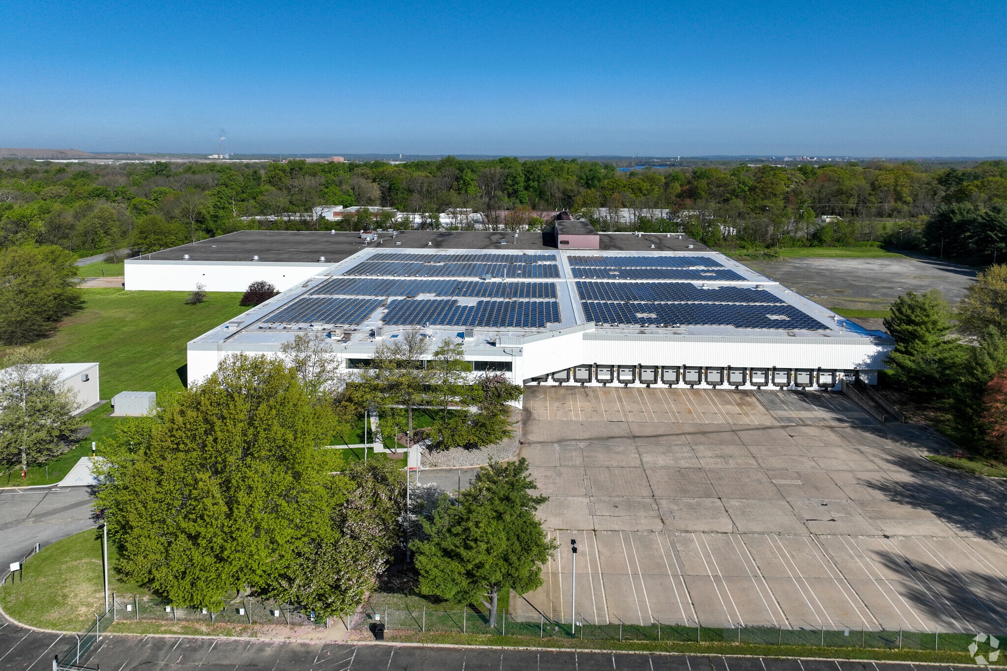 201 Elizabeth St, Bordentown, NJ à louer Photo principale– Image 1 sur 30