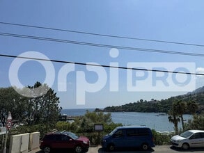 Théoule-sur-Mer - Vue aérienne  vue de carte