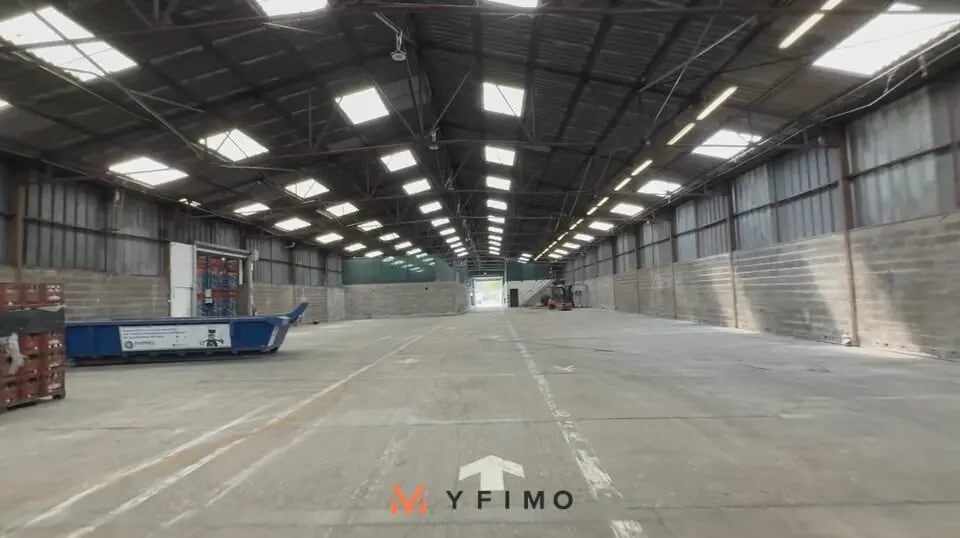 Local d'activités dans Rosny-sur-Seine à vendre - Photo de l’immeuble – Image 2 sur 8