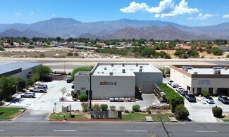 Plus de détails pour 79225 Country Club Dr, Bermuda Dunes, CA - Industriel/Logistique à vendre