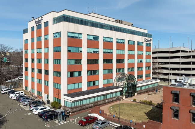 Plus de détails pour 350 Fairfield Ave, Bridgeport, CT - Bureau à louer