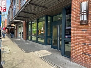 118 Republican St, Seattle, WA à louer Photo intérieure– Image 1 sur 6
