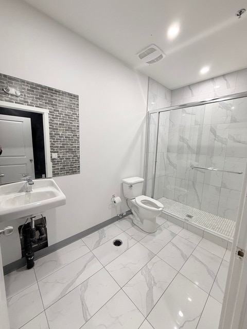 6520 36 St NE, Calgary, AB T3J 4C8 - Lot 1180 - - Photo intérieure - Image 2 of 7