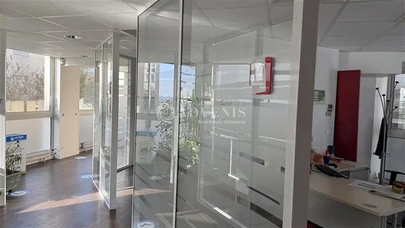 Bureau dans Torcy à vendre - Photo de l’immeuble – Image 1 sur 6