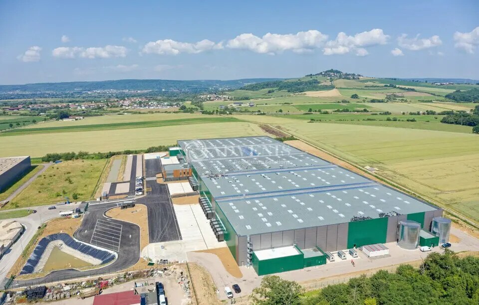 Industriel/Logistique dans Atton à louer Aérien– Image 1 sur 12