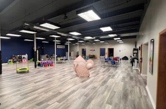 710 E Catawba St, Belmont, NC à louer Photo intérieure– Image 1 sur 7