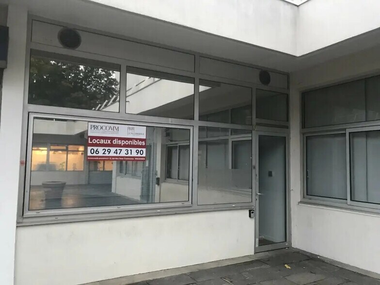 Local d’activités dans Vincennes à louer - Photo de l’immeuble – Image 2 sur 5