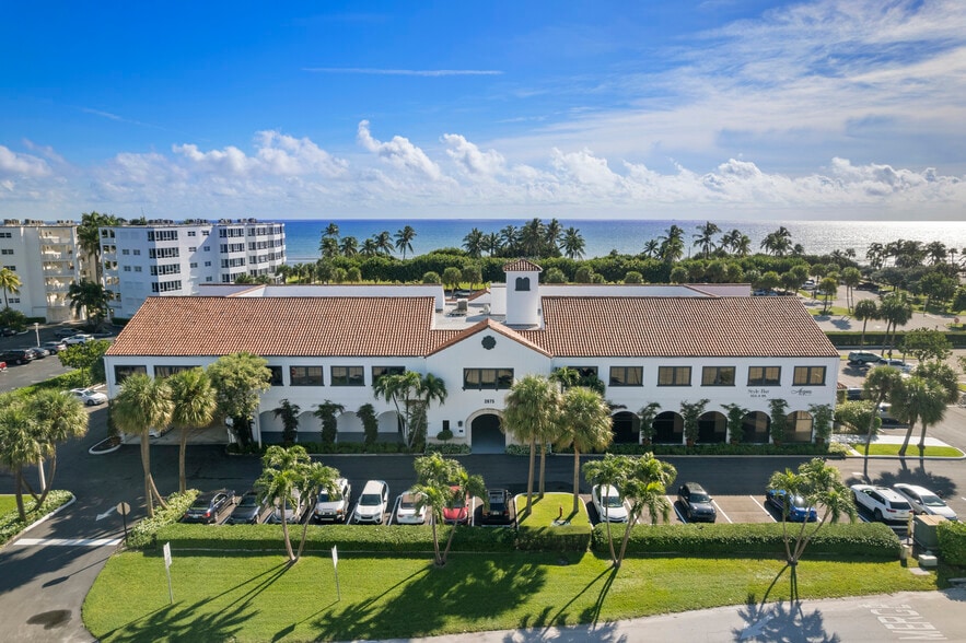 2875 S Ocean Blvd, Palm Beach, FL à louer - Photo de l’immeuble – Image 1 sur 15