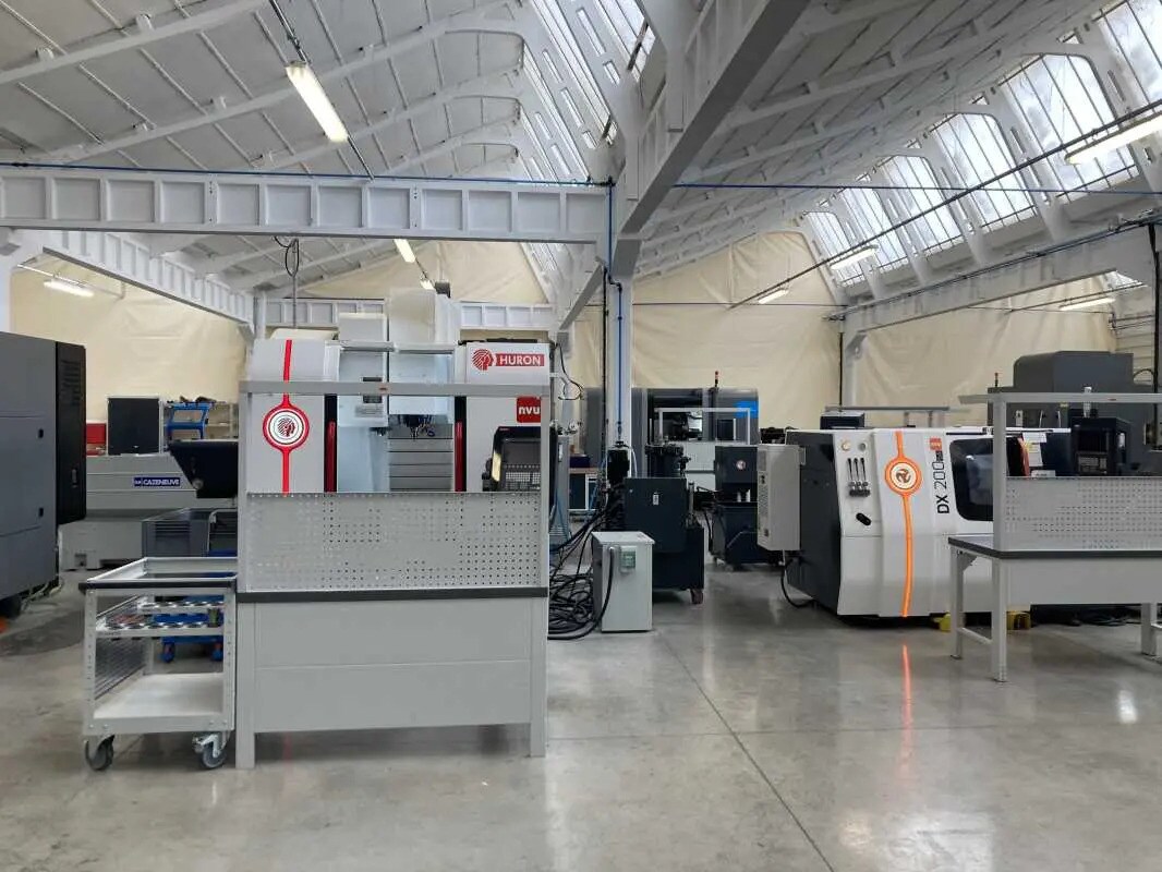 Local d'activités dans Décines-Charpieu à vendre Photo intérieure– Image 1 sur 12