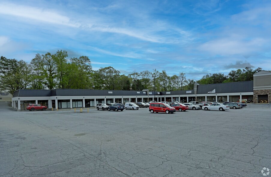 3951-3987 Lawrenceville Hwy, Tucker, GA à louer - Photo de l’immeuble – Image 2 sur 13