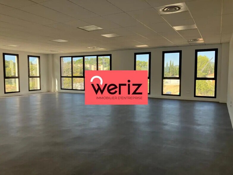 Bureau dans Aubagne à louer - Photo intérieure – Image 3 sur 14