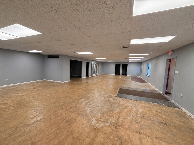 3130 Memorial Hwy, Dallas, PA à vendre - Photo de l’immeuble – Image 2 sur 19