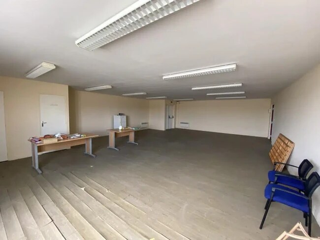 Plus de détails pour Bureau à louer