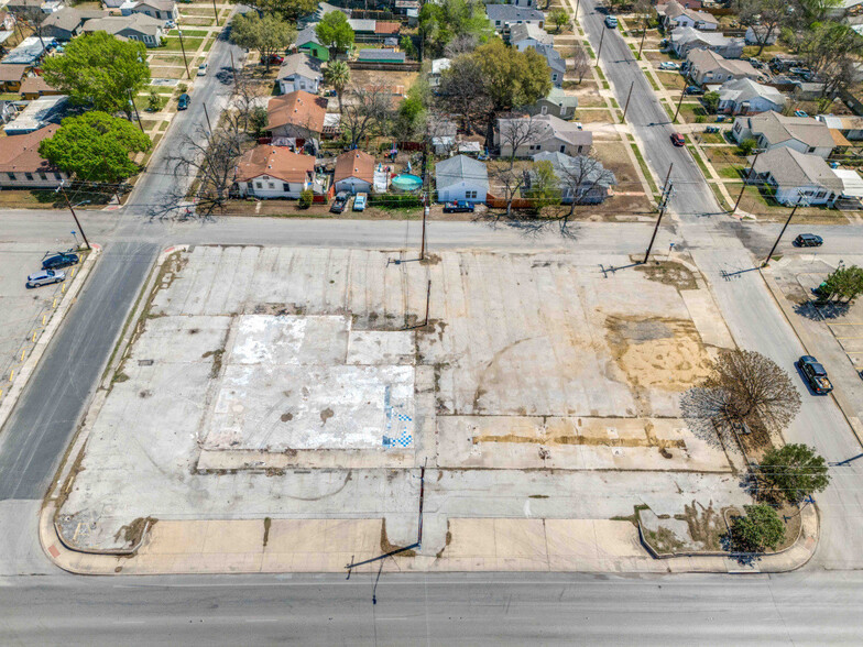 3402 S Zarzamora St, San Antonio, TX à louer - Photo de l’immeuble – Image 2 sur 6