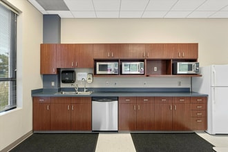 11010 Burdette St, Omaha, NE à louer Photo intérieure– Image 2 sur 21