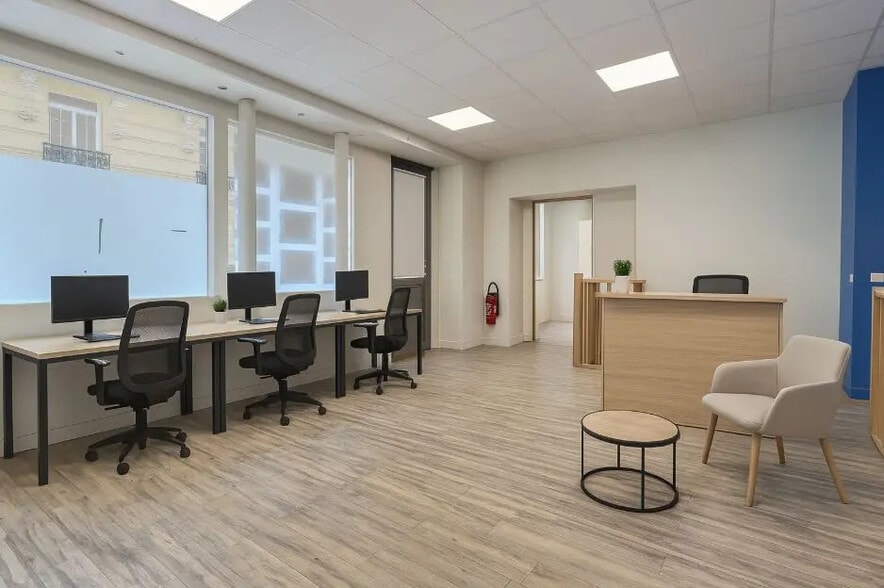 7 Rue Ernest Cresson, Paris à louer - Photo de l’immeuble – Image 1 sur 10