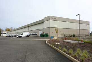 Plus de détails pour 19509 NE Riverside Pky, Portland, OR - Industriel/Logistique à louer