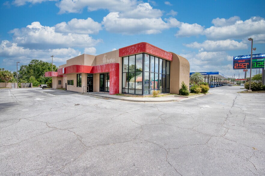 1197 Lakes Blvd, Lake Park, GA à louer - Photo principale – Image 1 sur 74