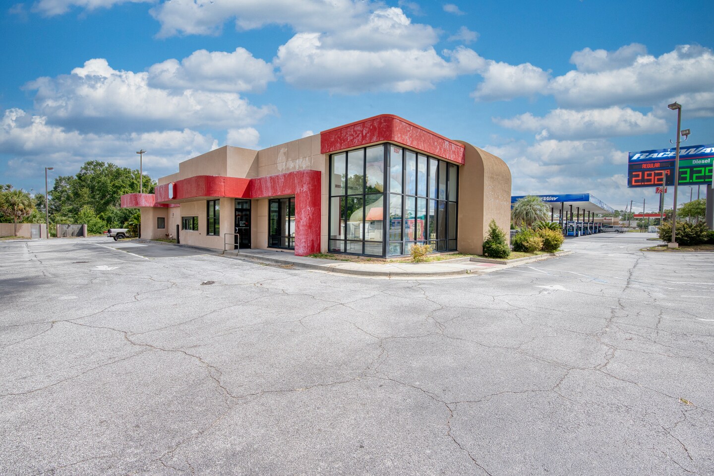 1197 Lakes Blvd, Lake Park, GA à louer Photo principale– Image 1 sur 75