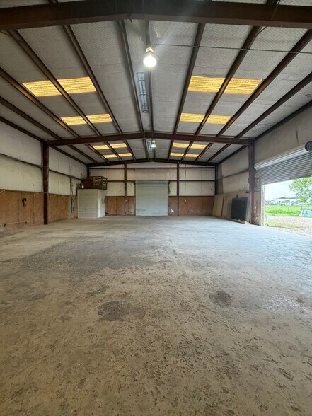 3825 FM 362 Rd, Brookshire, TX à louer - Photo de l’immeuble – Image 2 sur 10