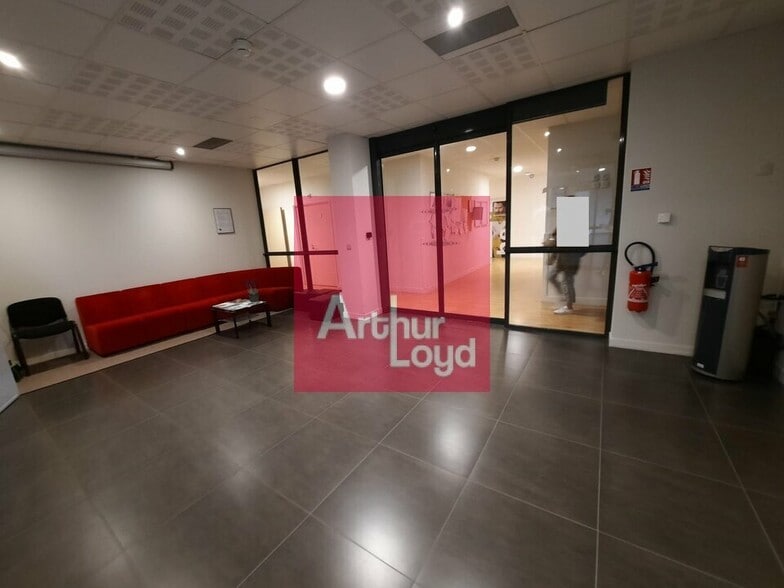 46 Rue Du Ressort, Clermont-Ferrand à louer - Photo de l’immeuble – Image 3 sur 16