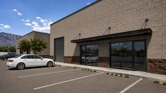 6162 N Travel Center Dr, Tucson, AZ à louer Photo principale– Image 1 sur 2