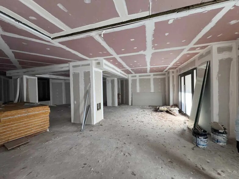 Bureau dans Boulogne-Billancourt à vendre - Photo intérieure – Image 2 sur 8