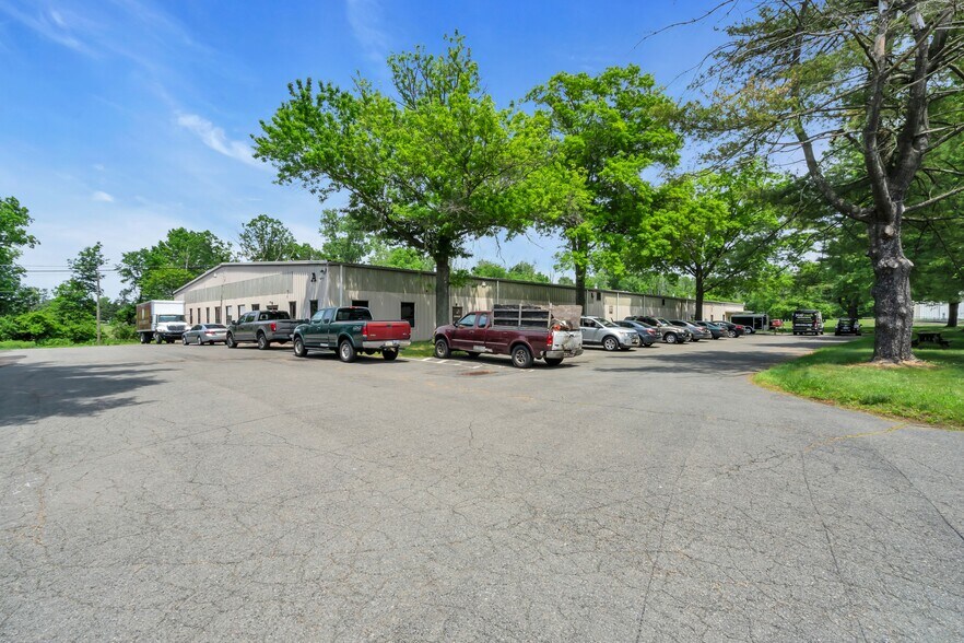 55 Route 31 S, Pennington, NJ à louer - Photo de l’immeuble – Image 3 sur 4