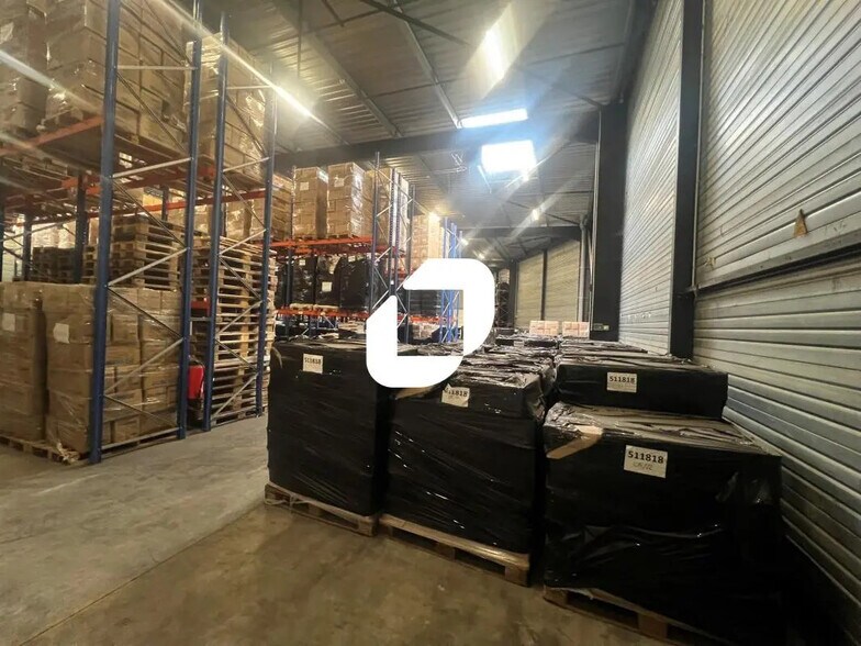 Bureau dans Lens à louer - Photo intérieure – Image 2 sur 14