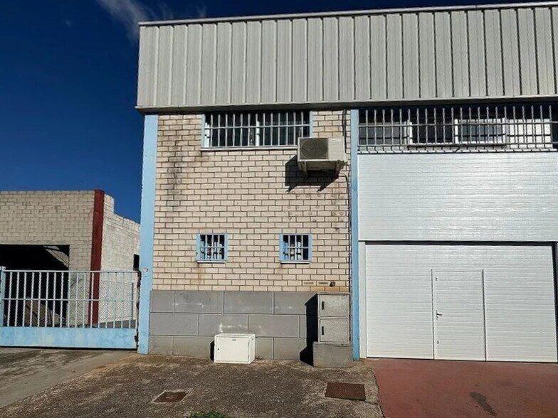 Industriel/Logistique dans Mejorada del Campo, Madrid à vendre - Photo de l’immeuble – Image 1 sur 2