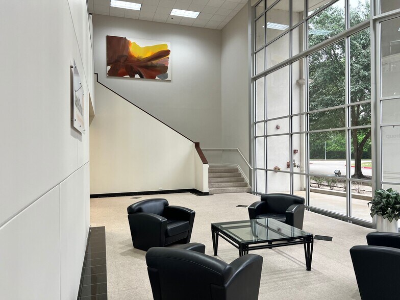 4101 Interwood North Pky, Houston, TX à louer - Photo de l’immeuble – Image 2 sur 43