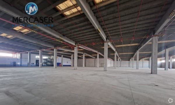 Industriel/Logistique dans Daganzo de Arriba, Madrid à vendre - Photo de l’immeuble – Image 2 sur 12