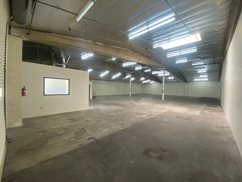 3477 Hancock St, San Diego, CA à louer - Photo de l’immeuble – Image 3 sur 11
