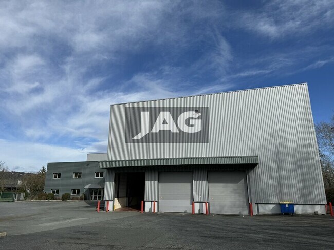 Plus de détails pour Industriel/Logistique à louer