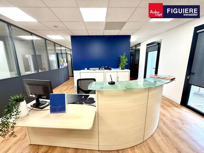 Plus de détails pour Bureau à louer