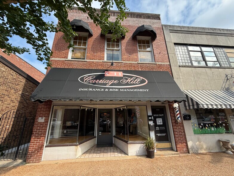 110 E Washington Ave, Athens, TN à vendre - Photo de l’immeuble – Image 3 sur 17
