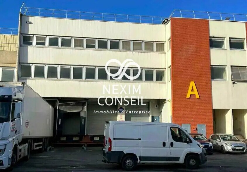 Industriel/Logistique dans Saint-Ouen-sur-Seine à louer - Photo de l’immeuble – Image 2 sur 2