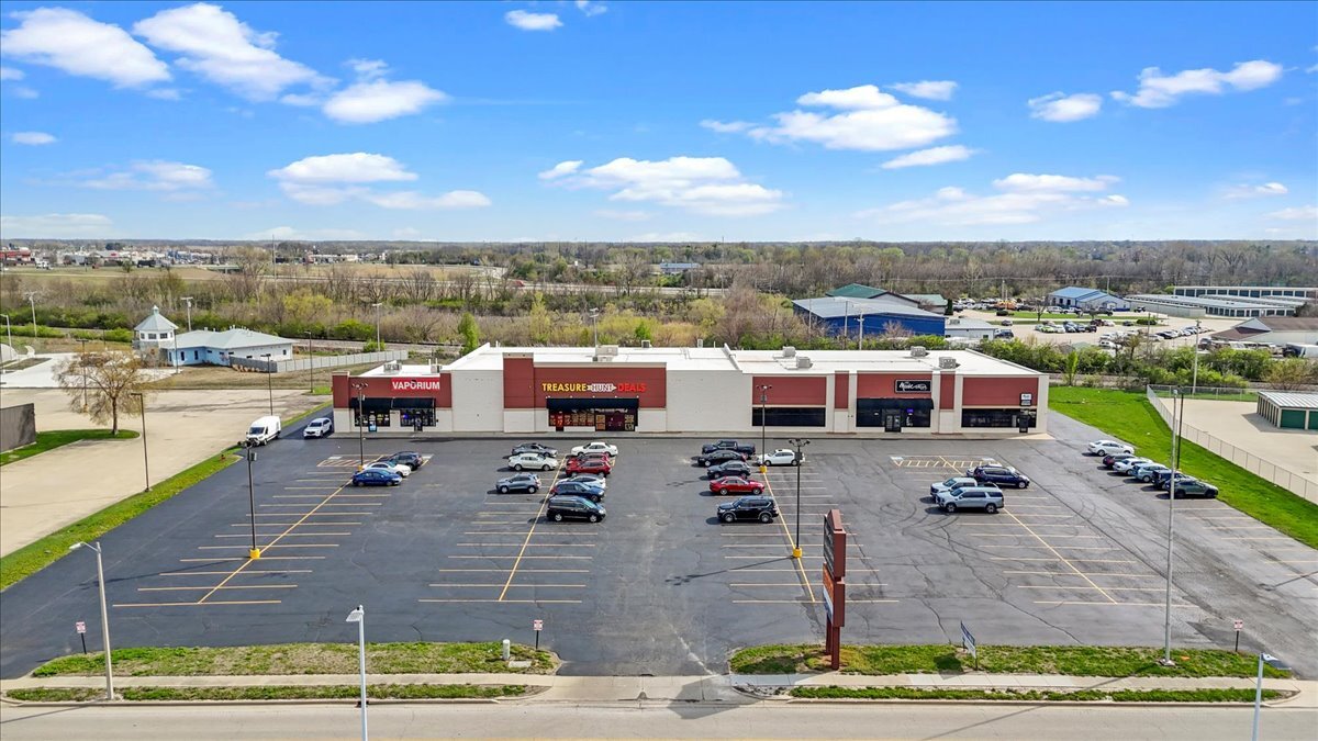 2920-2940 Constitution Dr, Springfield, IL à vendre Photo de l’immeuble– Image 1 sur 13