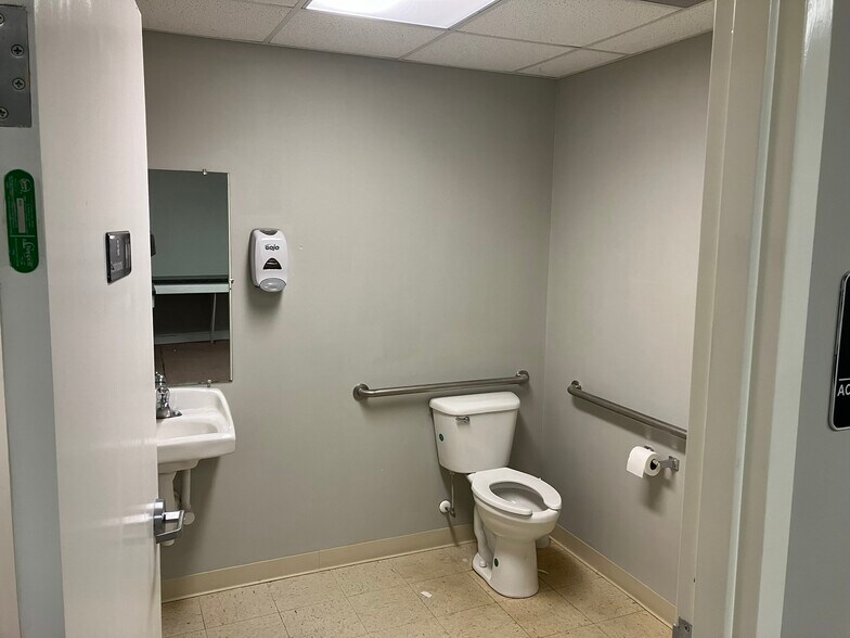 1260-1266 Ridgewood Dr, Orangeburg, SC à louer - Photo de l’immeuble – Image 3 sur 12
