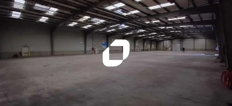 Local d’activités dans Les Mureaux à louer Photo intérieure– Image 1 sur 4